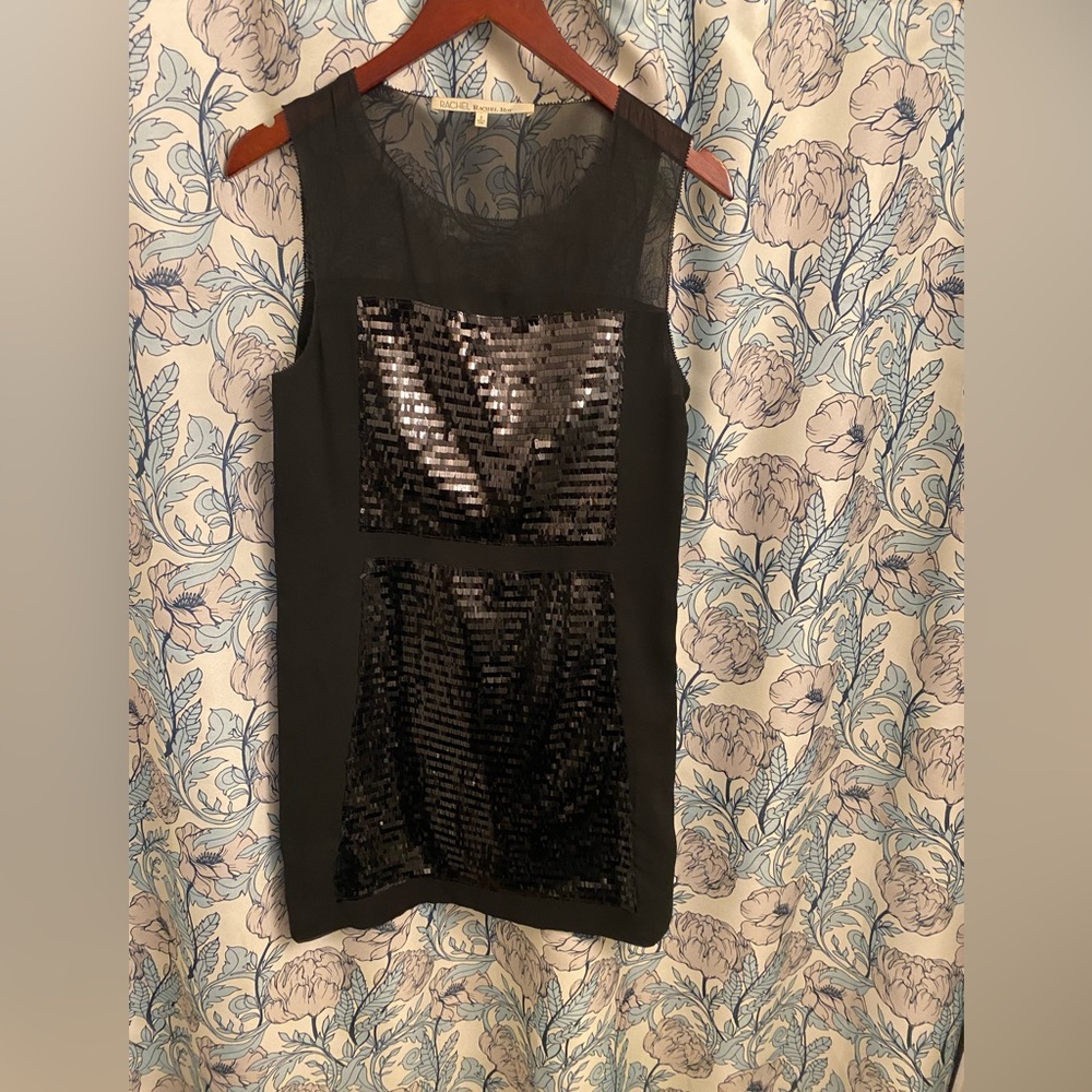 Sexy short mini dress.Black sheer sequined front panel.Date night!